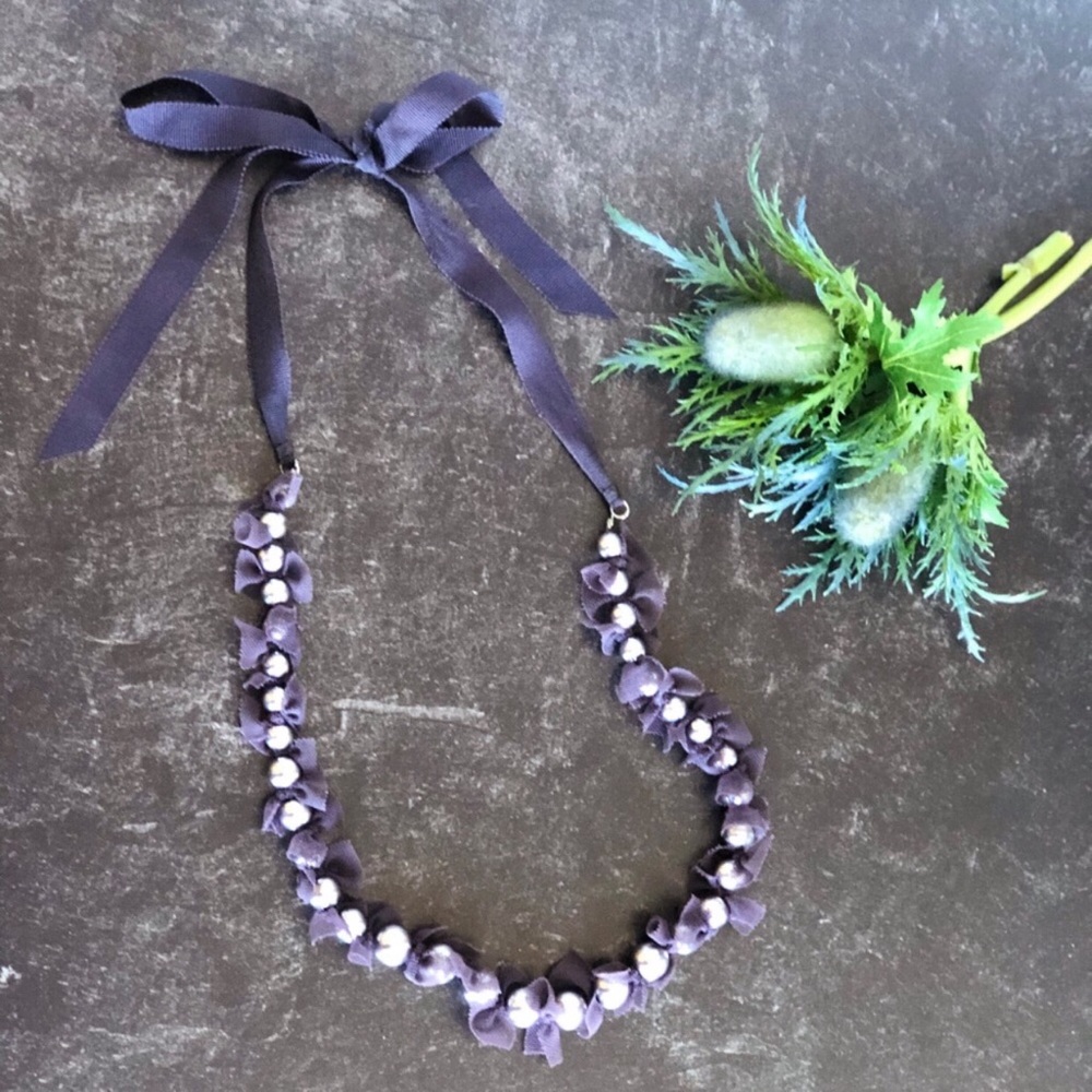 Nordstrom Pearl statement necklace New